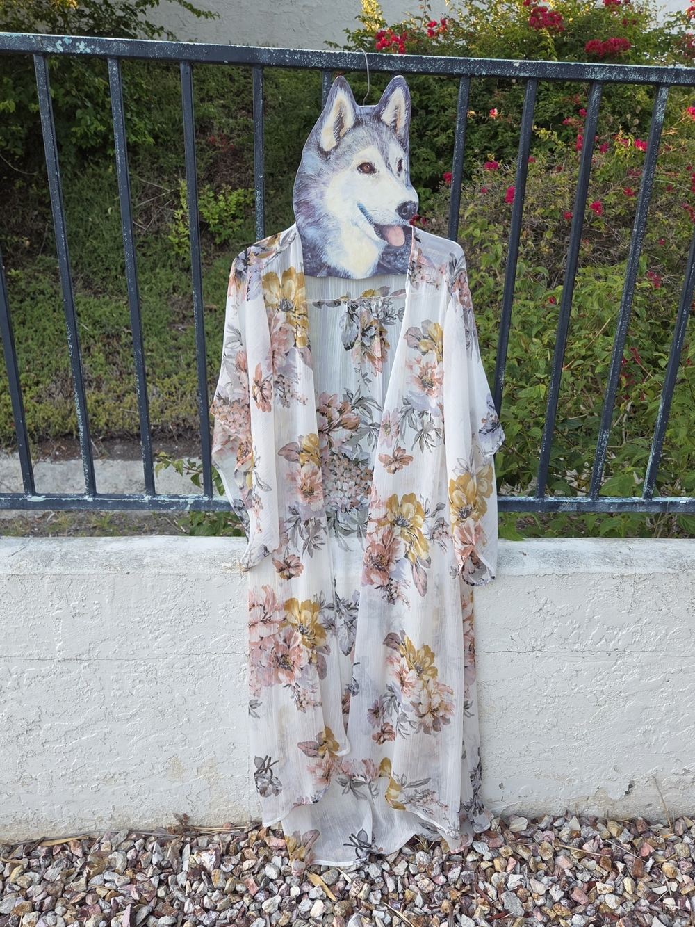 Band of Gypsies Floral Sheer Kimono in White, Pink, Gold